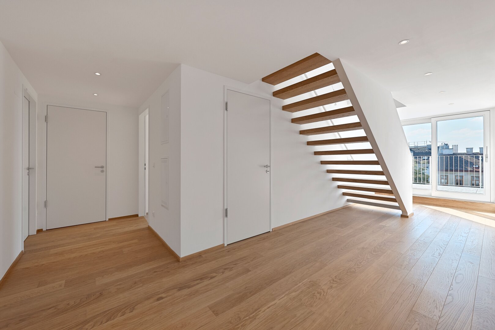 The Temptation: Exklusive Dachgeschoß-Maisonette mit attraktiven Terrassenflächen in Währing