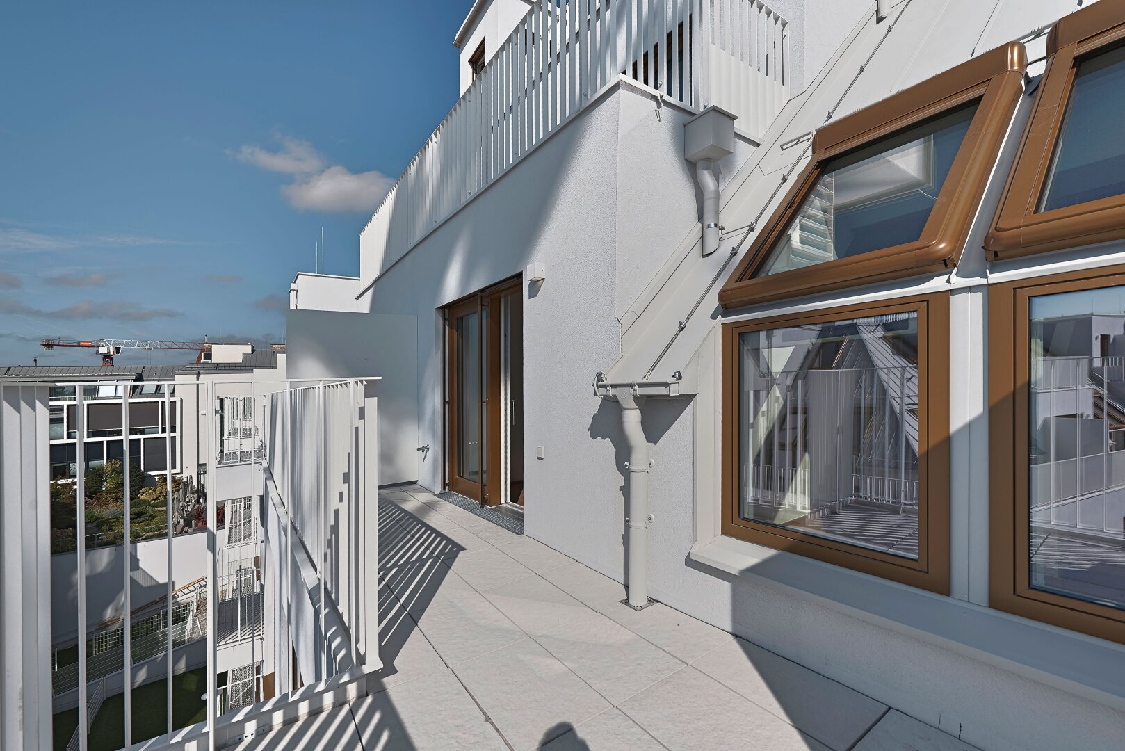 The Temptation: Familienfreundliches Dachgeschoß mit Terrasse und Grünblick nahe dem Kutschkermarkt