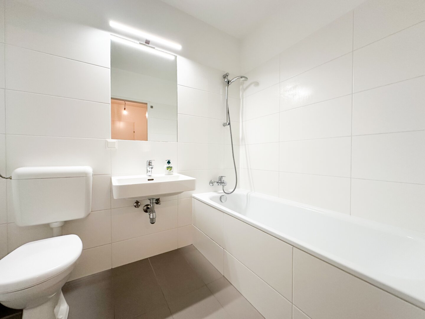 Charmante 50m² Wohnung in Bestlage beim Schubertpark – 18. Bezirk