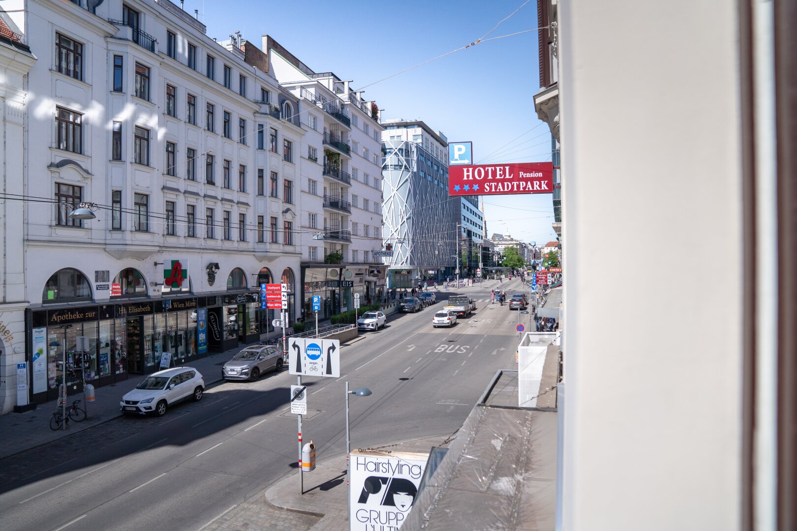 Stilvoll Wohnen im Herzen von Wien - Gepflegte 4 Zimmer Wohnung -  The Mall Wien Mitte und Stadtpark in wenigen Gehminuten erreichbar