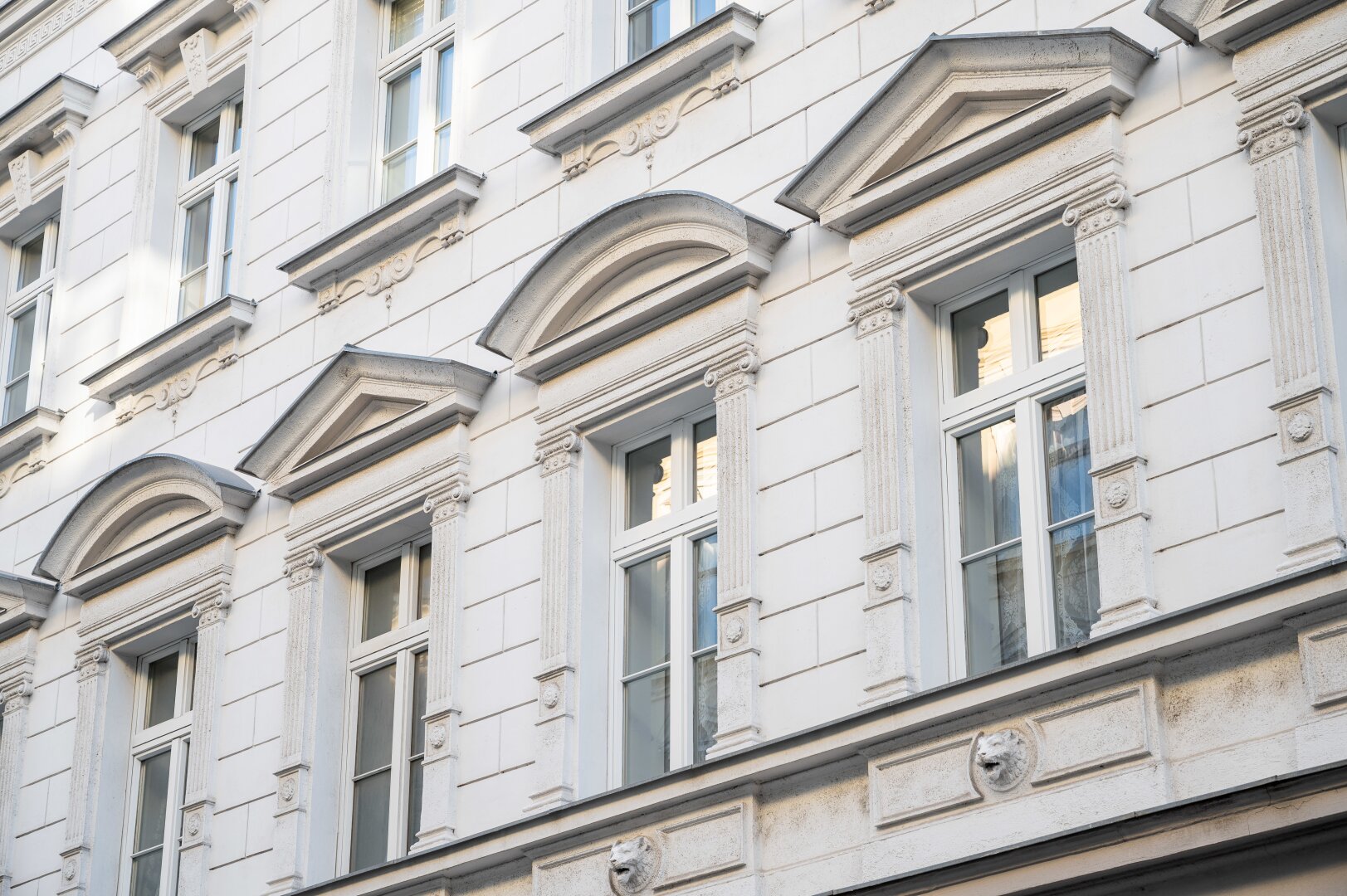 Sonnige Dachterrasse, Hohe Räume, Smarte Raumaufteilung – Elegante Dachgeschosswohnung im 3. Bezirk
