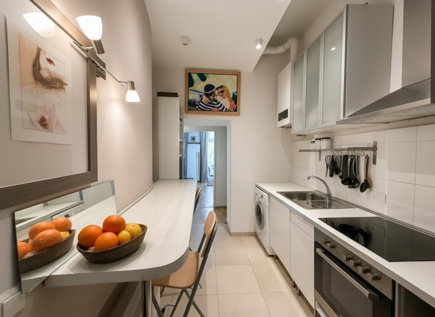 3-Zimmer-Altbauwohnung in Top-Lage des 6. Bezirks - Perfekte Aufteilung für Paare oder WGs