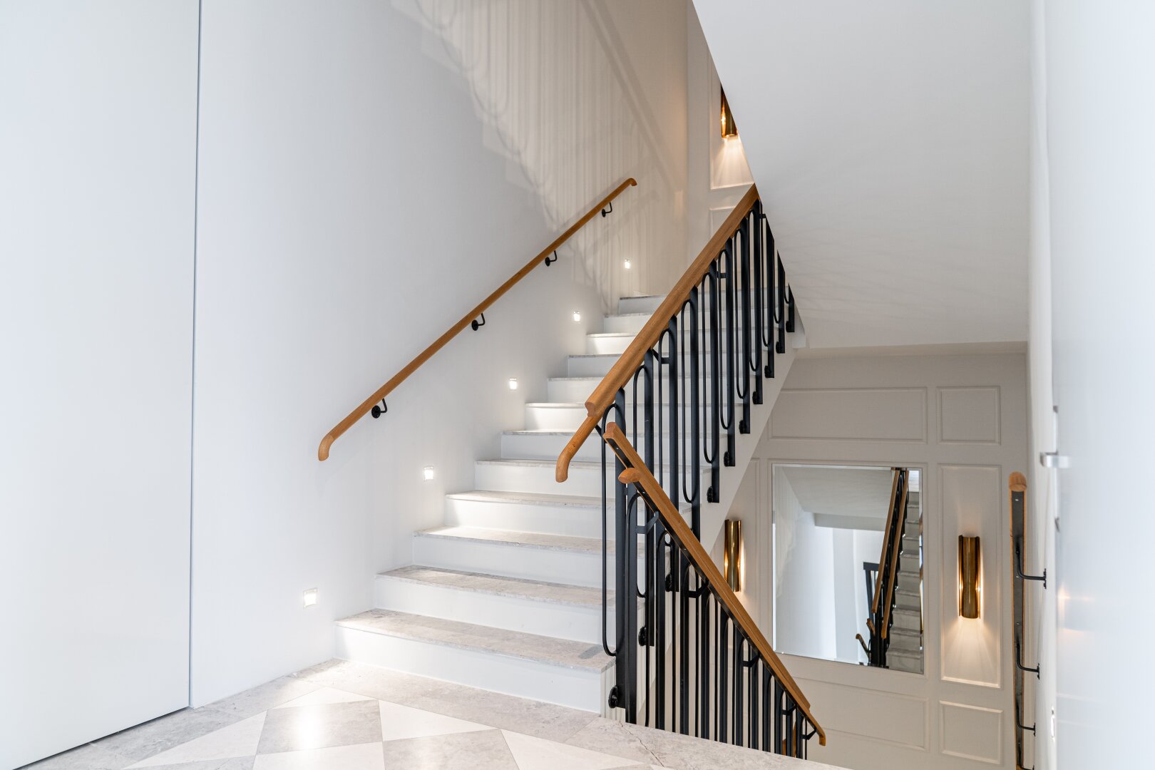 Luxus, Privatsphäre und modernste Eleganz vereint - Architektonisches Juwel in exklusiver Grünruhelage des 19. Bezirks