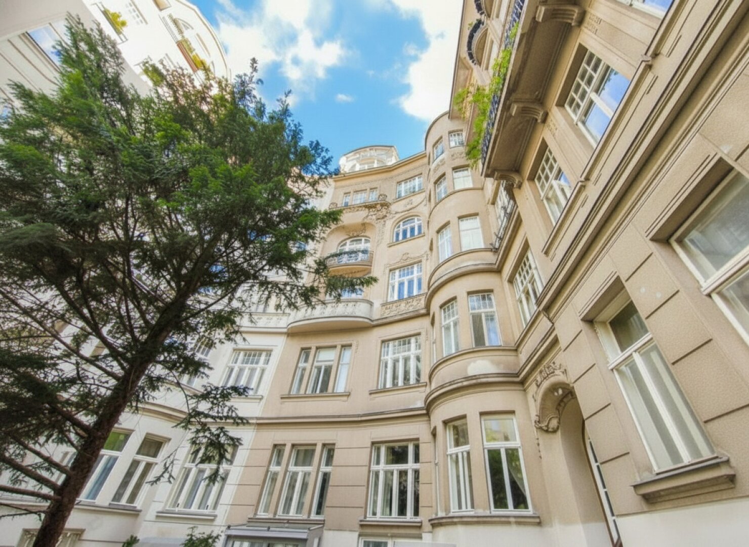 Betongold - unbefristet vermietet  - sichere Kapitalanlage mit 3,21% Rendite im Herzen der Stadt mit Zukunftspotenzial!