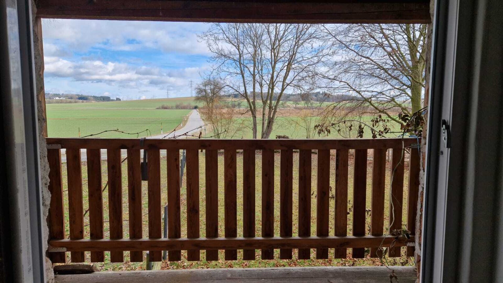 Bauernhof, Reitanlage  Wohnungen und Koppeln,  5,5 ha Gesamtfläche