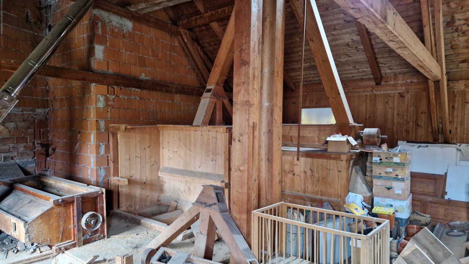 Bauernhof, Reitanlage  Wohnungen und Koppeln,  5,5 ha Gesamtfläche