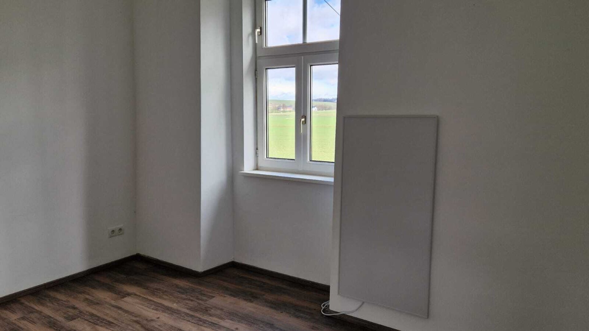 Bauernhof, Reitanlage  Wohnungen und Koppeln,  5,5 ha Gesamtfläche