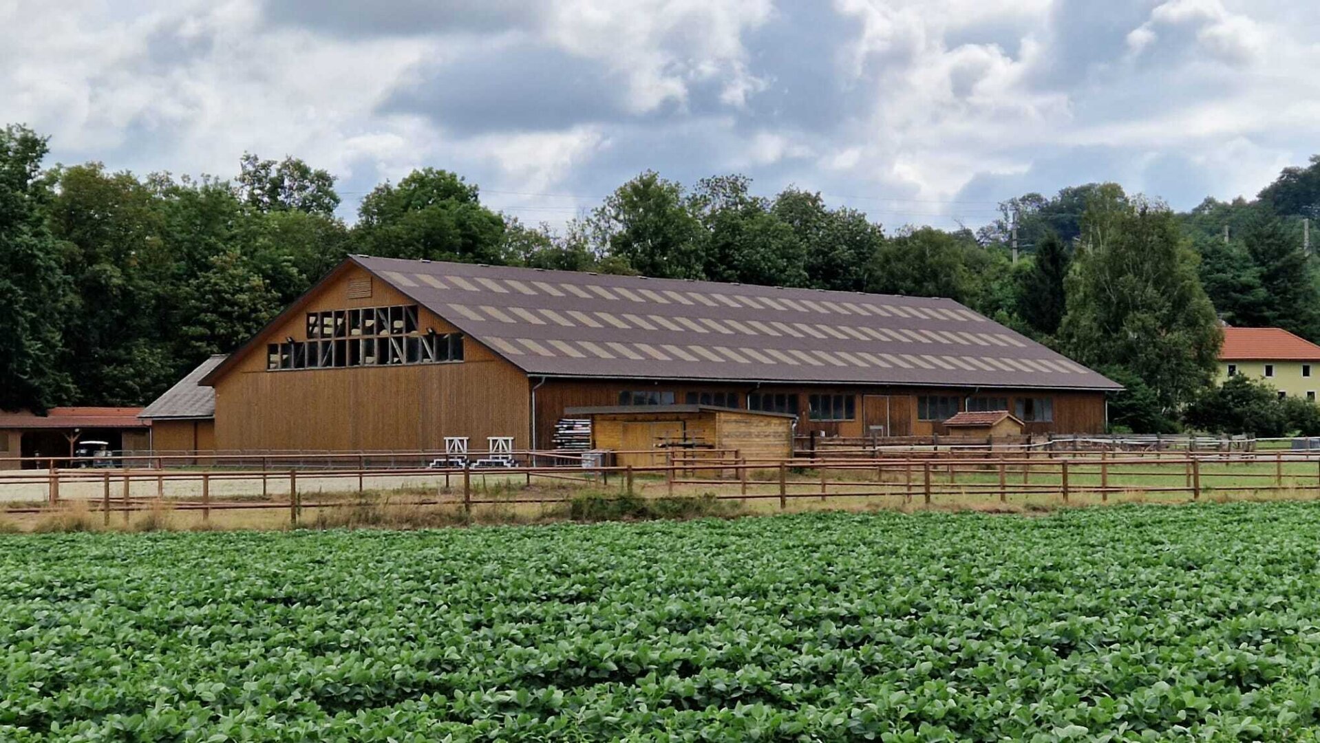 Pferdehof, Arrondierte Landwirtschaft Eigene Quelle