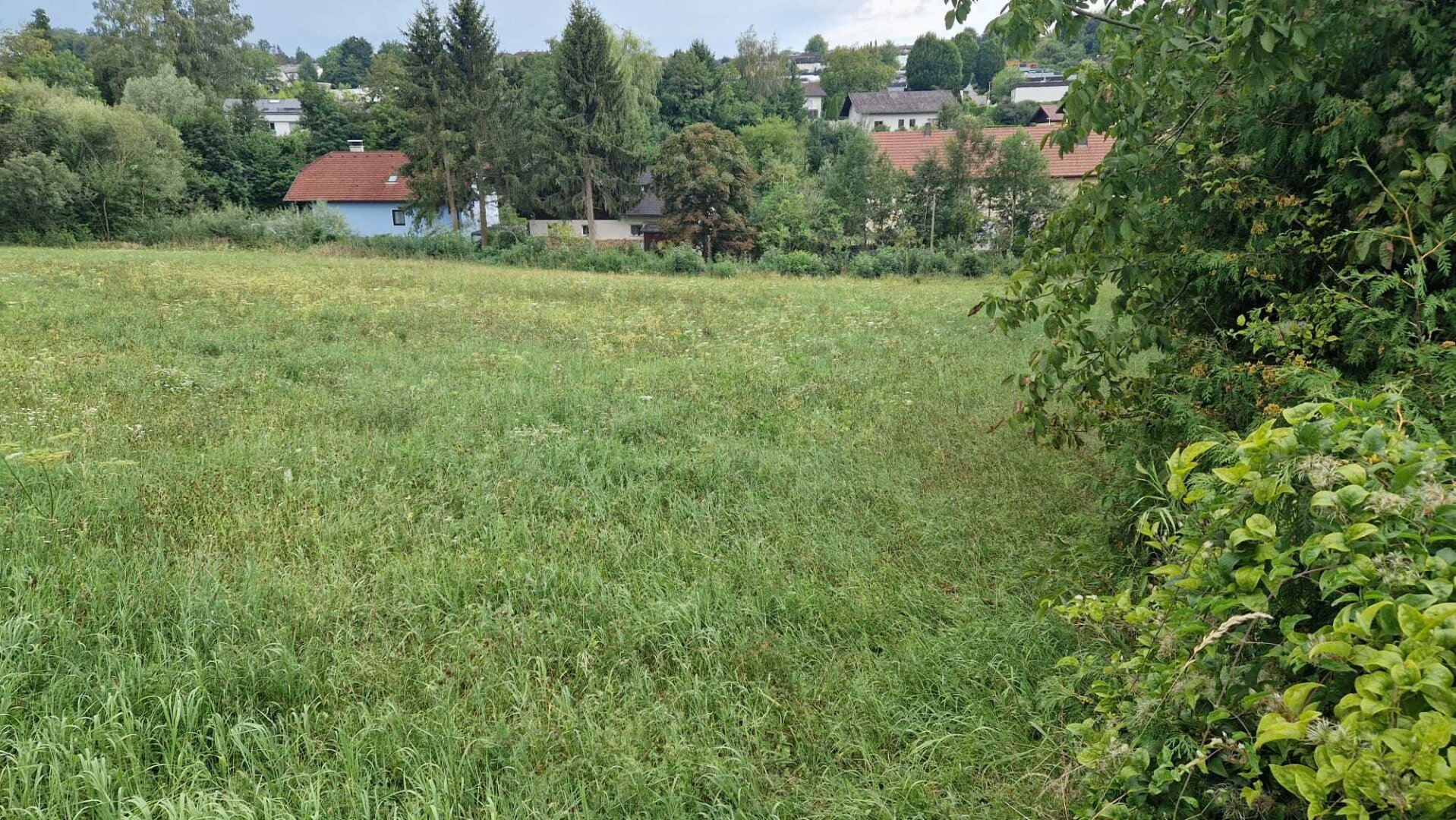 MB Mischbaugebiet Thalheim bei Wels neben der B138