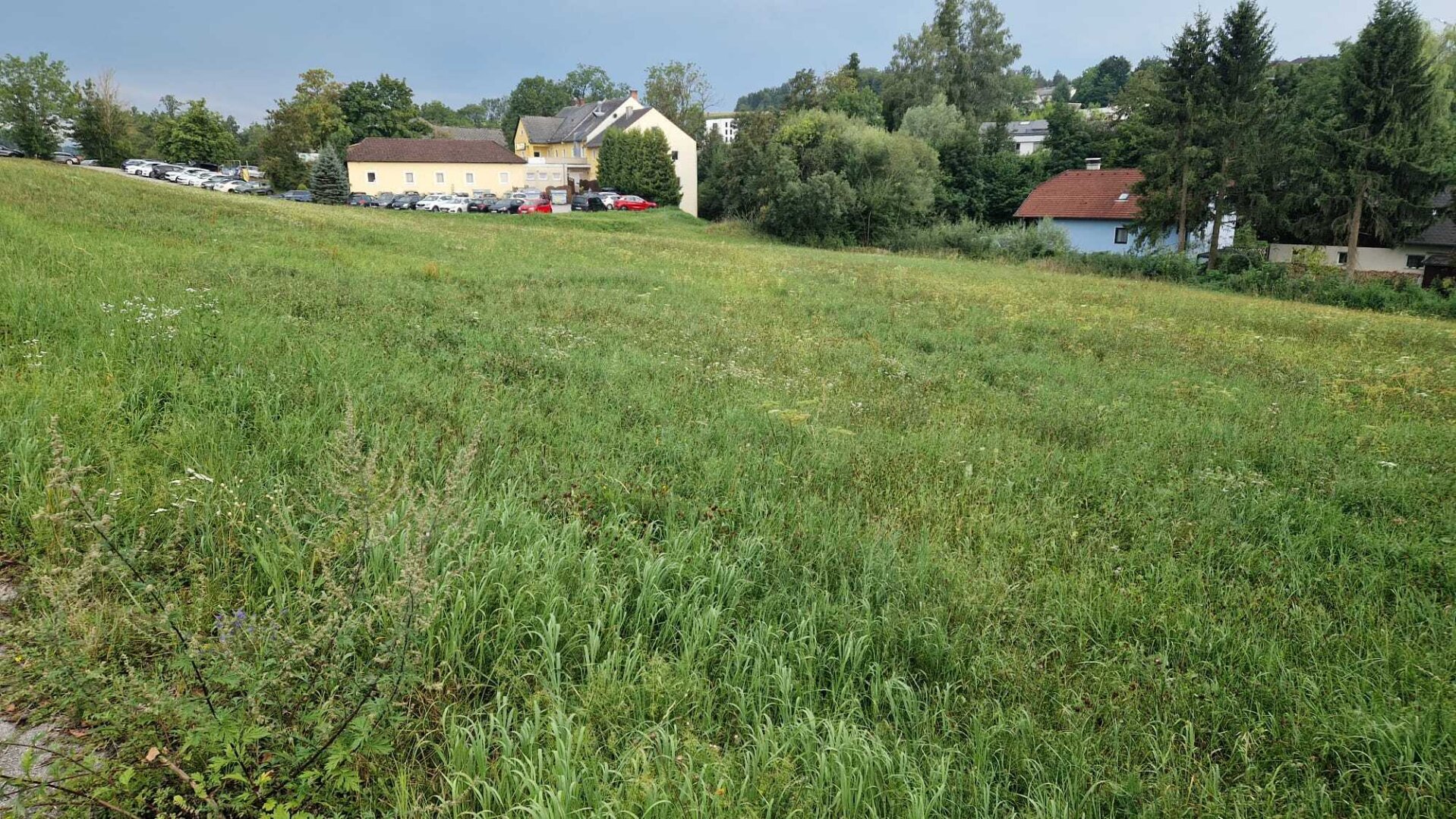 MB Mischbaugebiet Thalheim bei Wels neben der B138