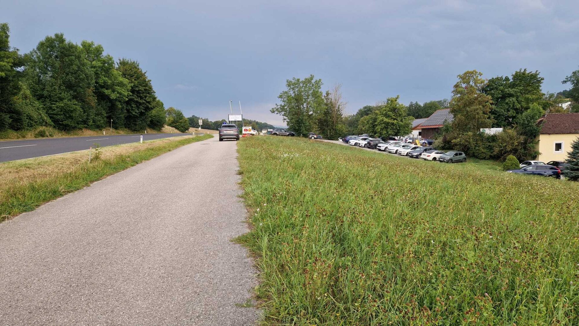 MB Mischbaugebiet Thalheim bei Wels neben der B138