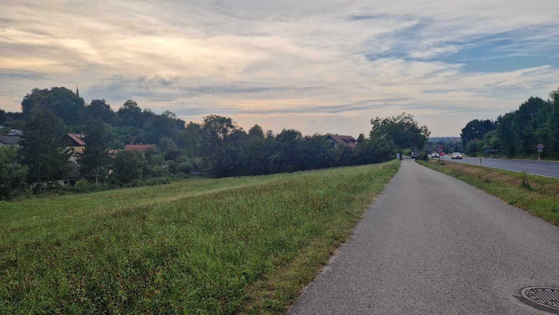 MB Mischbaugebiet Thalheim bei Wels neben der B138