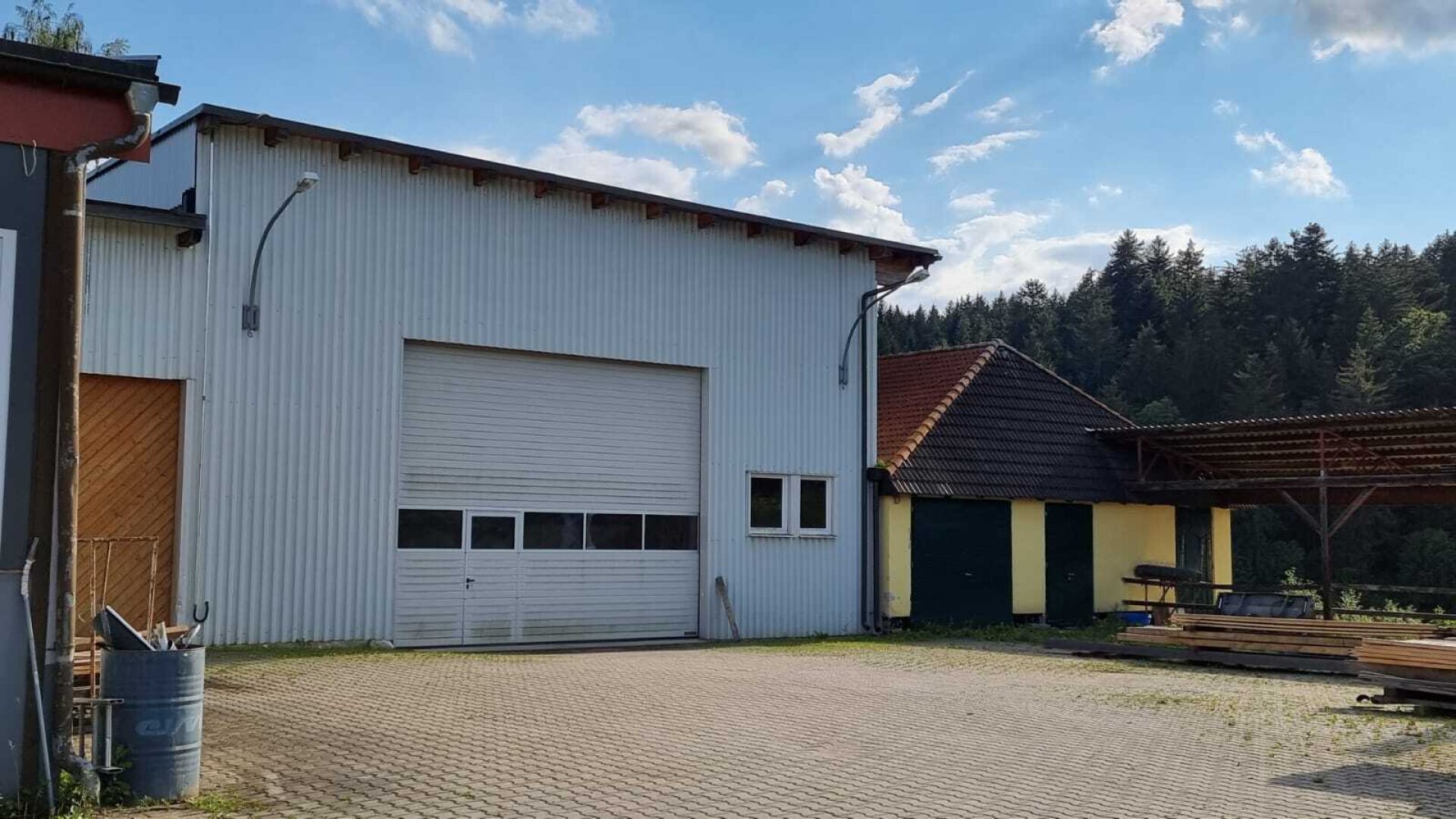 Gewerbeobjekt - gewerbliche Tierhaltung möglich!