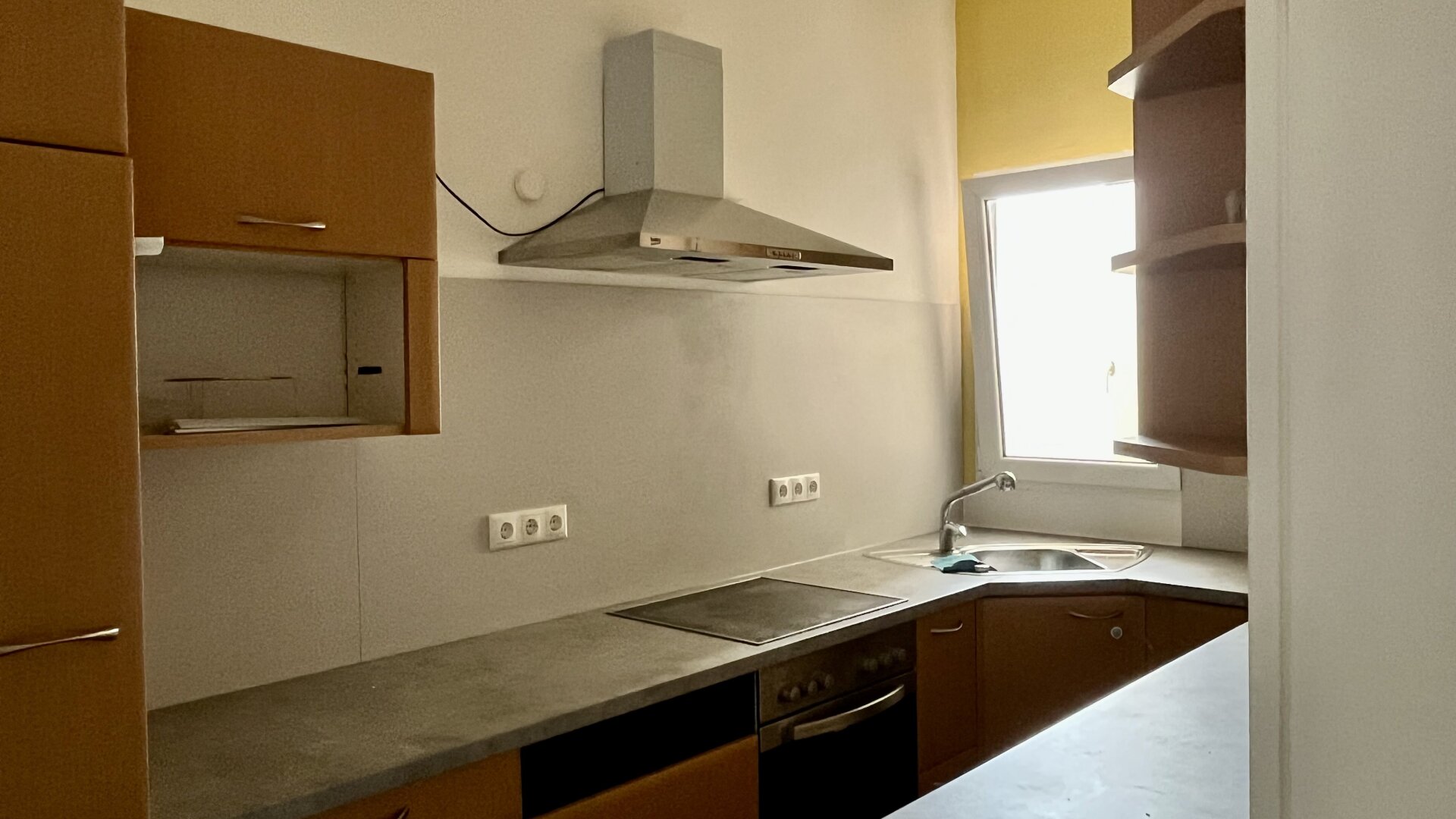 Wohnung - befristet Vermietet seit 1/2024 mit Mietbürgen und Wertsicherungsklausel!