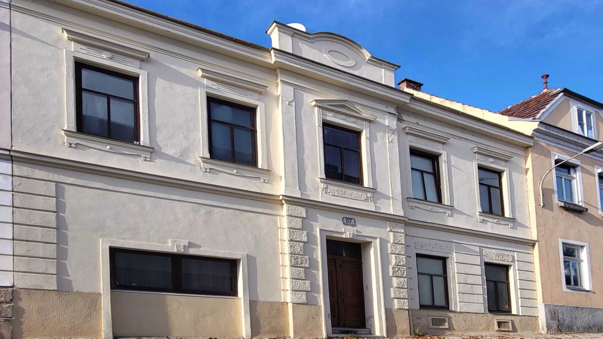 Studentenwohnhaus oder 2 Familienhaus