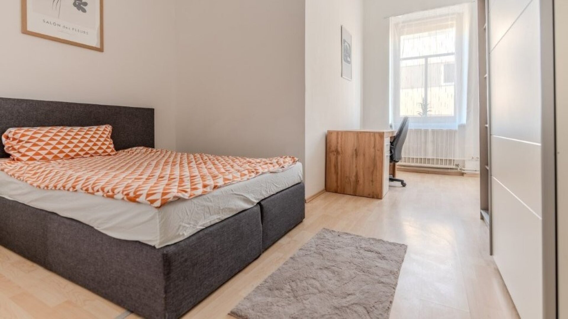 Studentenwohnhaus oder 2 Familienhaus