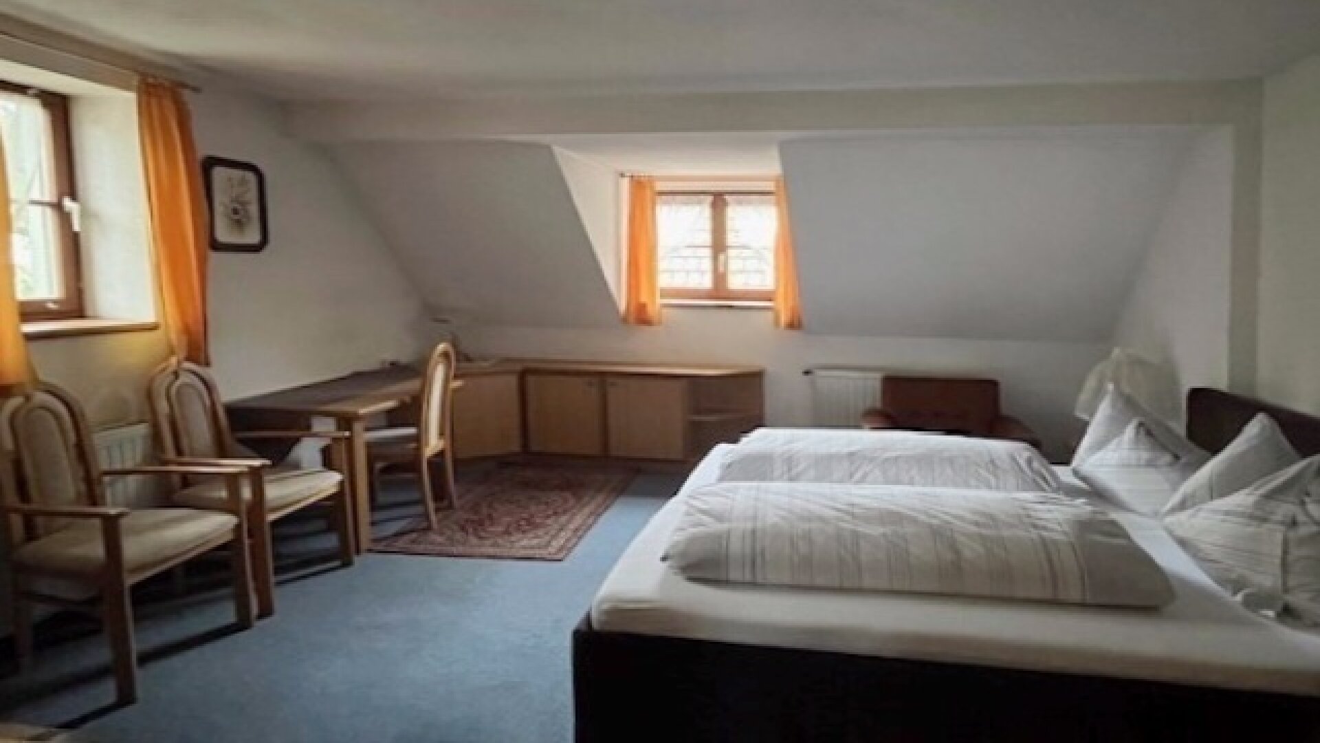 WIE DAMALS! Uriger Charm in altösterreichischem Gasthof in wunderschöner Zentrumslage! Anlageobjekt, Vermietet!