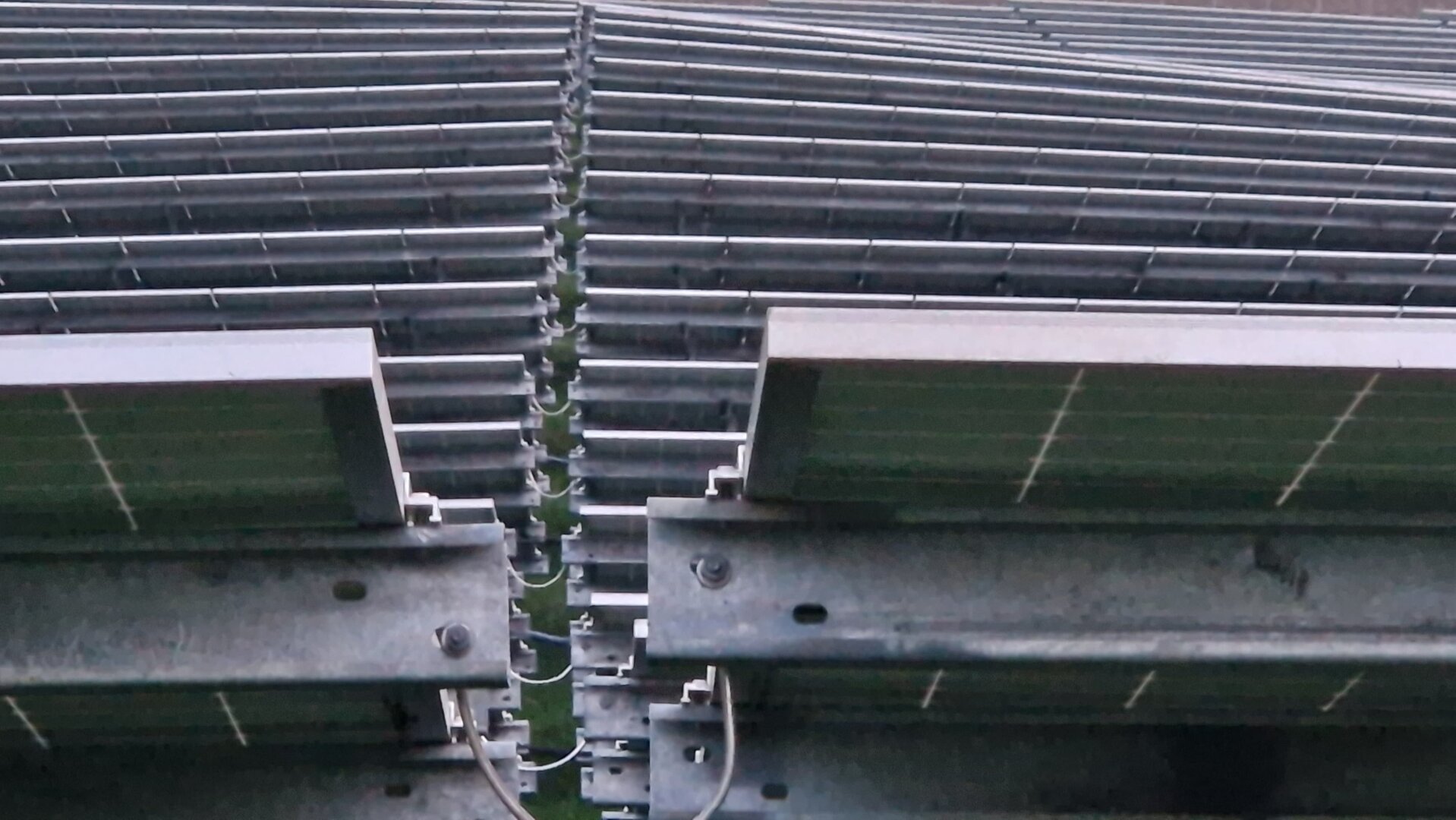 Land- und Forstwirtschaft mit rund 10 ha Grund und riesiger PV-Anlage