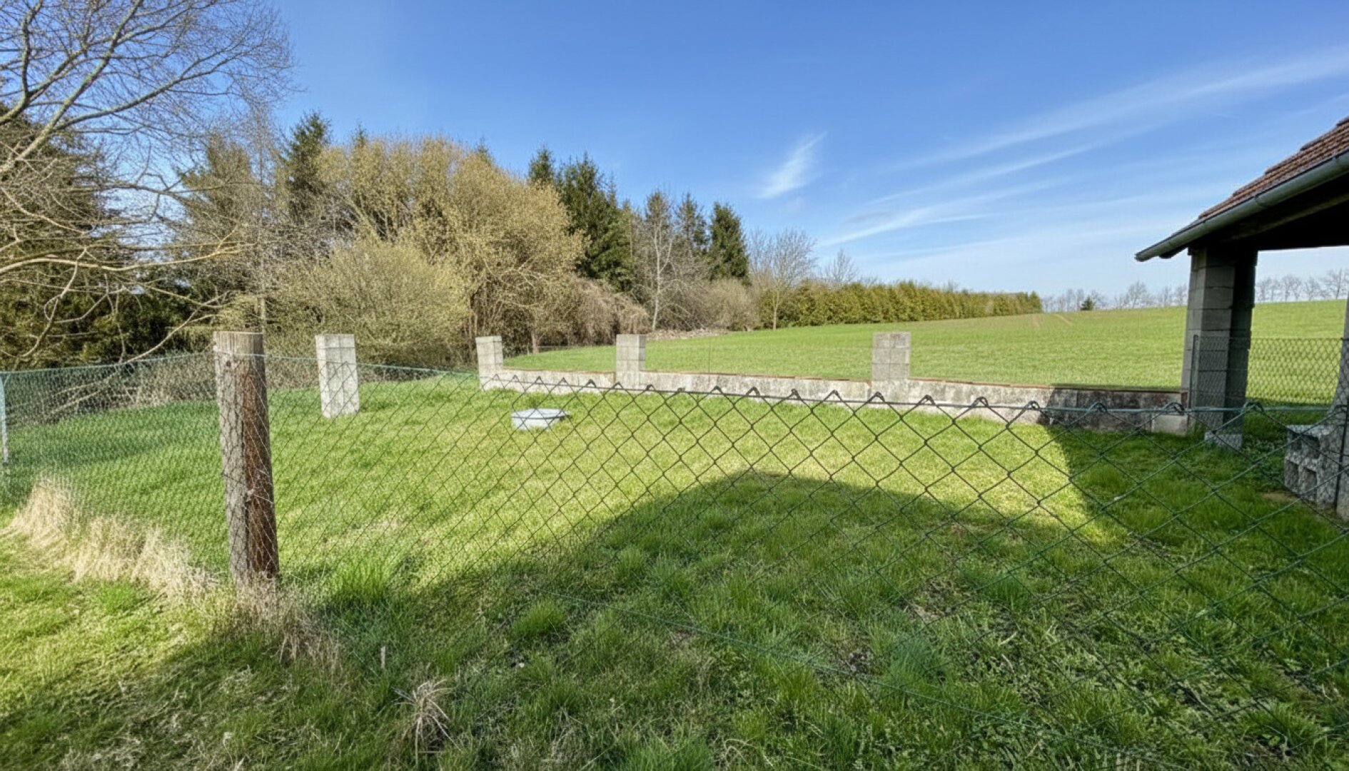 Natur pur! Haus mit großer Wiese für Naturliebhaber
