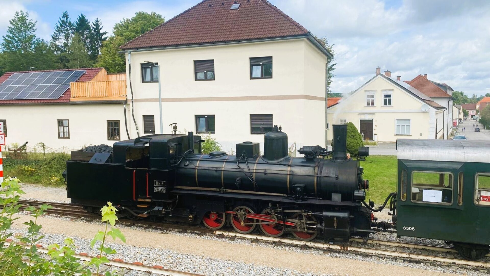 Wohnung im Erdgeschoss mit Hauscharakter!