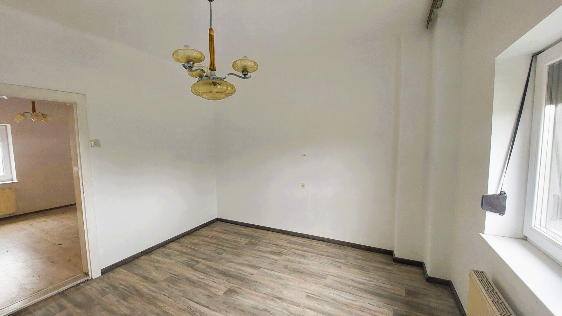 Wohnung im Erdgeschoss mit Hauscharakter!