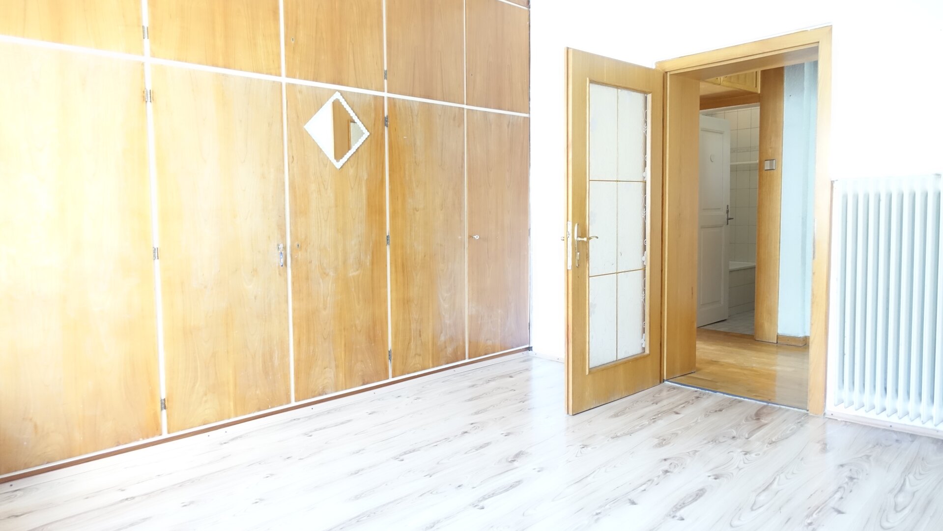 2 Familienhaus 175 m2, neue Heizung