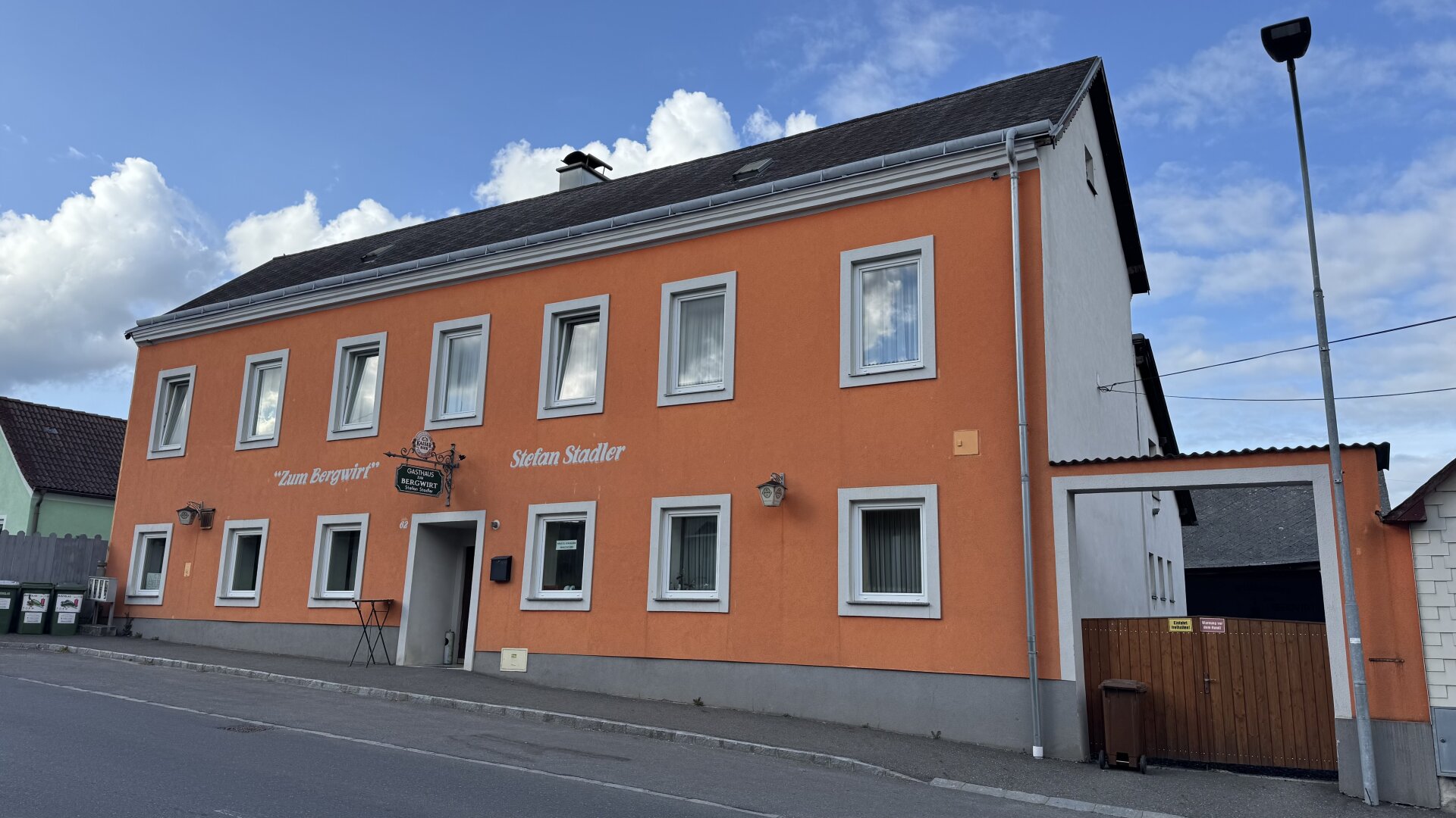 urige Kneipe mit toller Wohnung - neuer Preis!!!