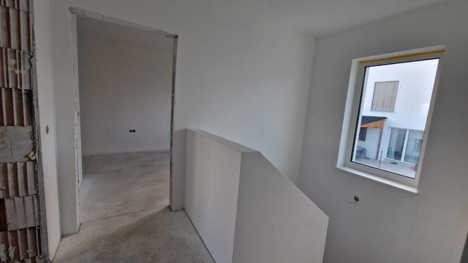 Neubau Aktion!  130m2 Nutzfläche  Garage 28 m2, 347.000 Euro