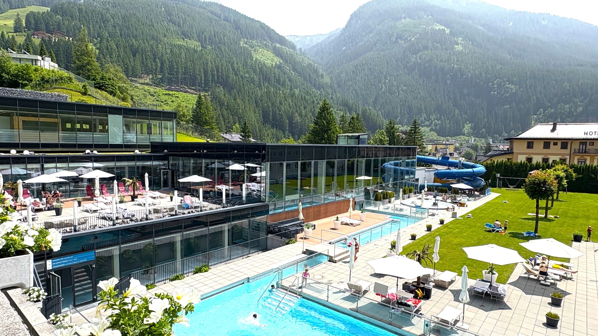 Dem Himmel so nah ... Luxuriöse 4-Zimmerwohnung mit Traumterrasse und Blick über das Gasteinertal! Pool! Probewoche vergünstigt!