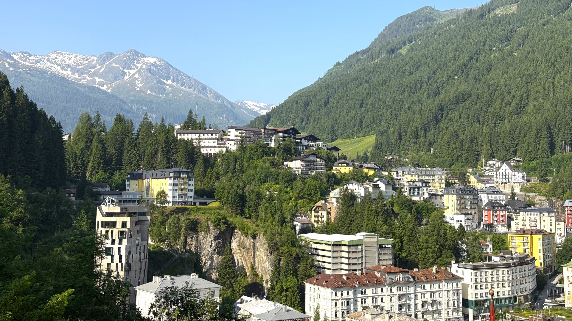 Dem Himmel so nah ... Luxuriöse 4-Zimmerwohnung mit Traumterrasse und Blick über das Gasteinertal! Pool! Probewoche vergünstigt!