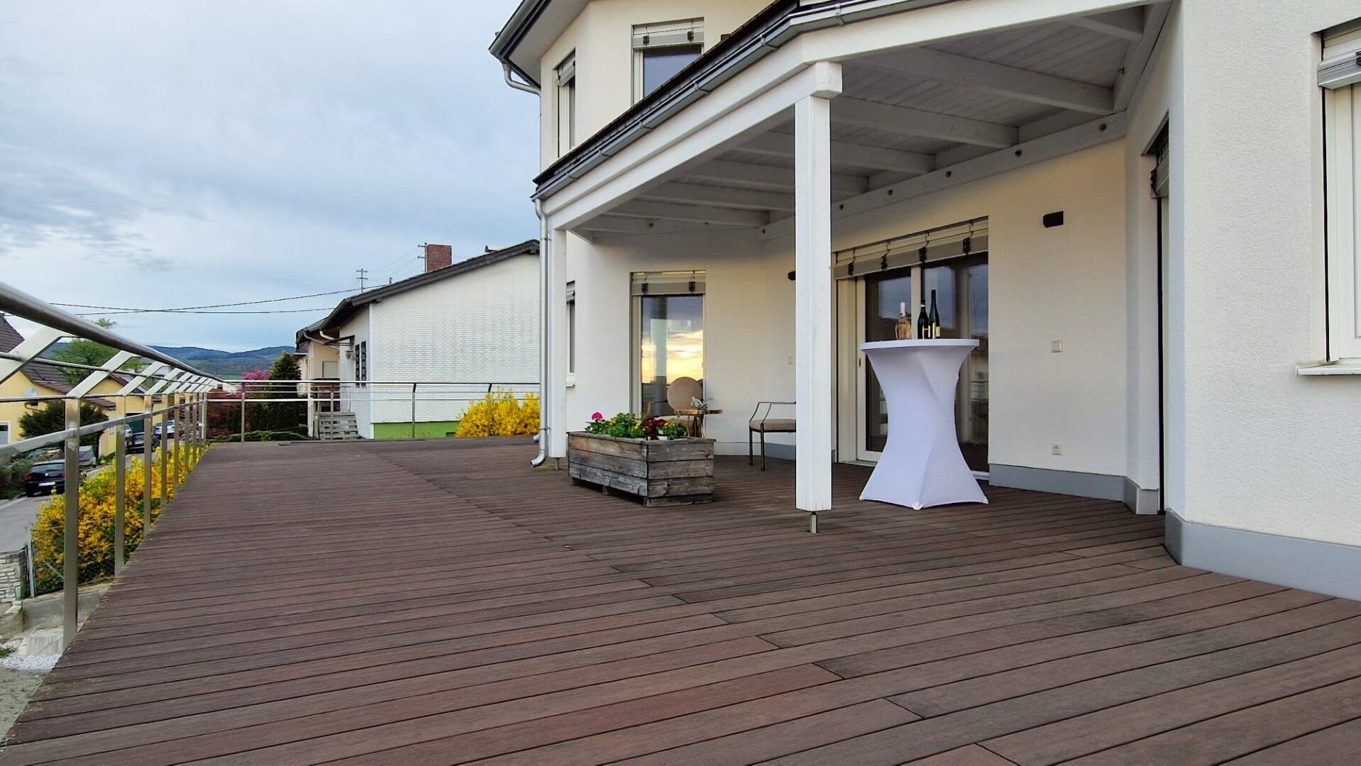 Ihr Freiluft - Wohnzimmer / Terrassenvilla