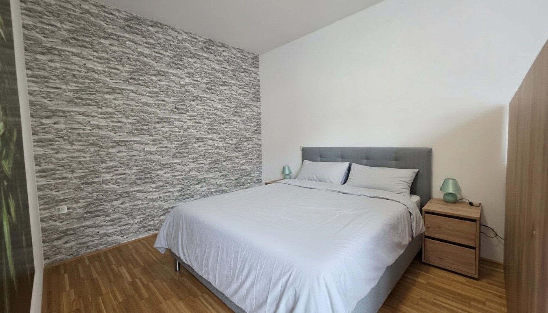 NEUER PREIS! Moderne Erstbezugswohnung im 2. Liftstock –  im Wienertorcenter Krems