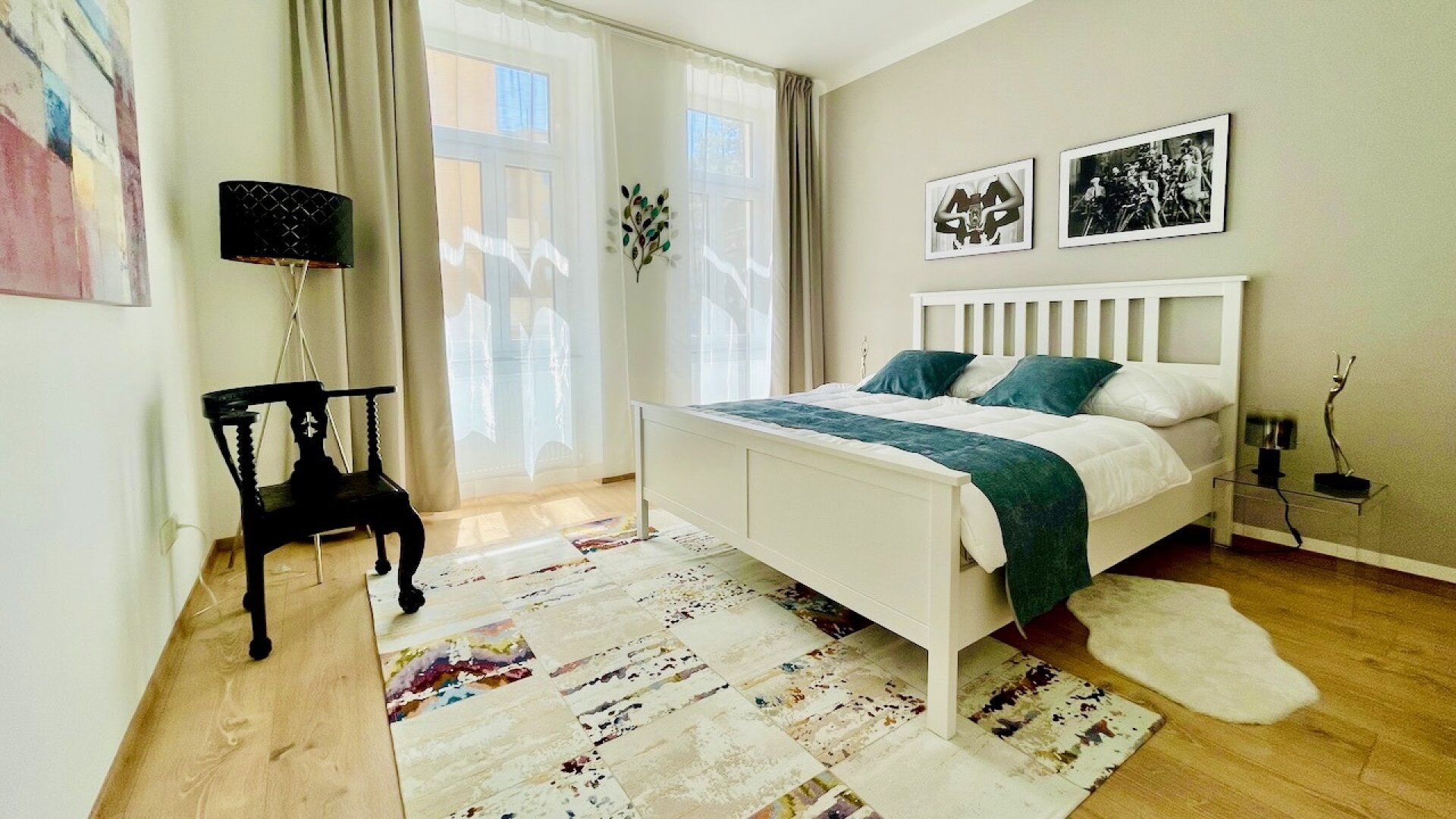 Neuwertig – sanierte Altbauwohnung – zentrumsnah – helle 3-Zimmer – Top-Infrastruktur
