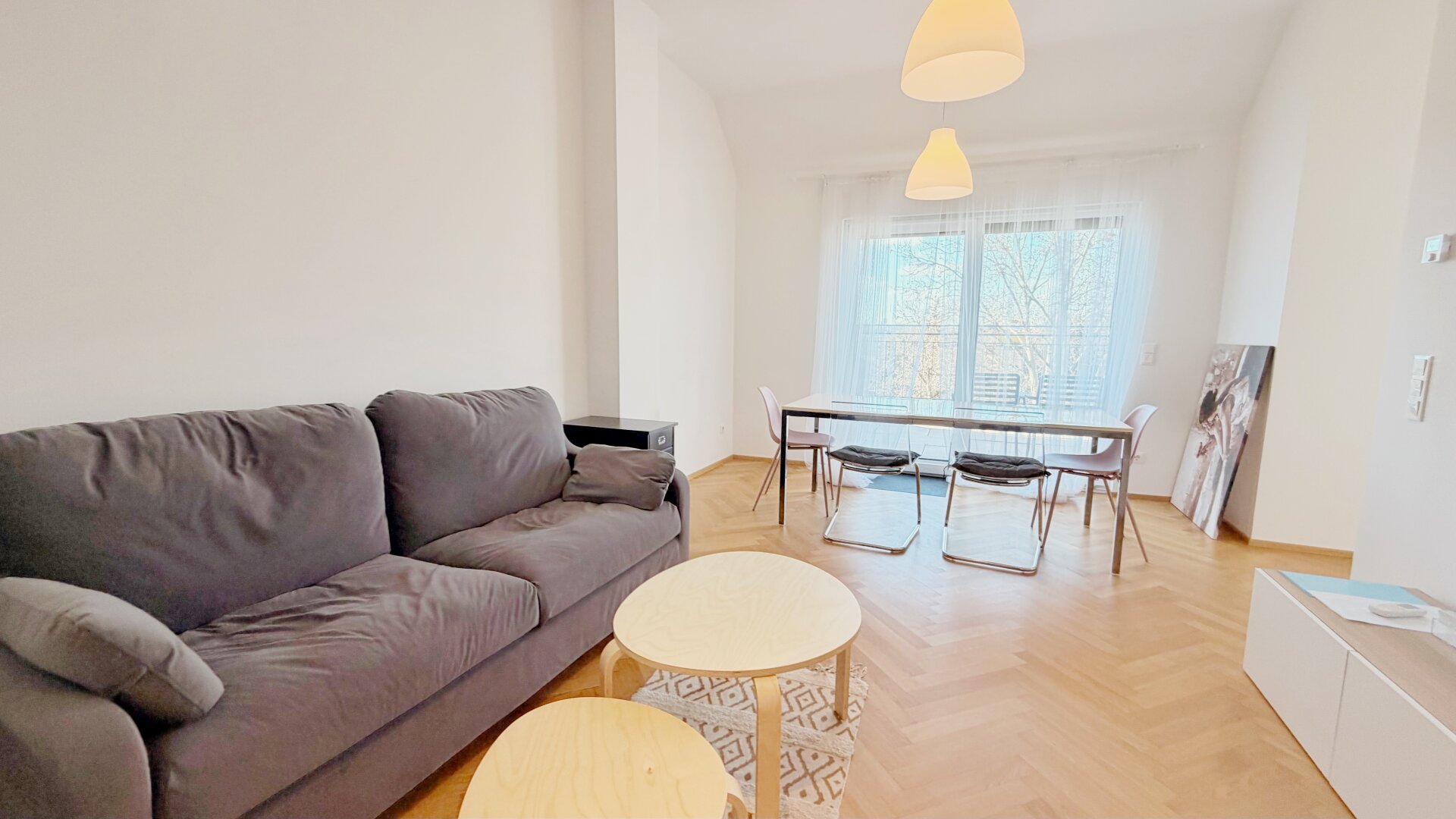 Wien Mitte in 11Min erreichbar -  2 Dachterrassen - vollklimatisiert - Top Infrastruktur - Tiefgaragenplätze