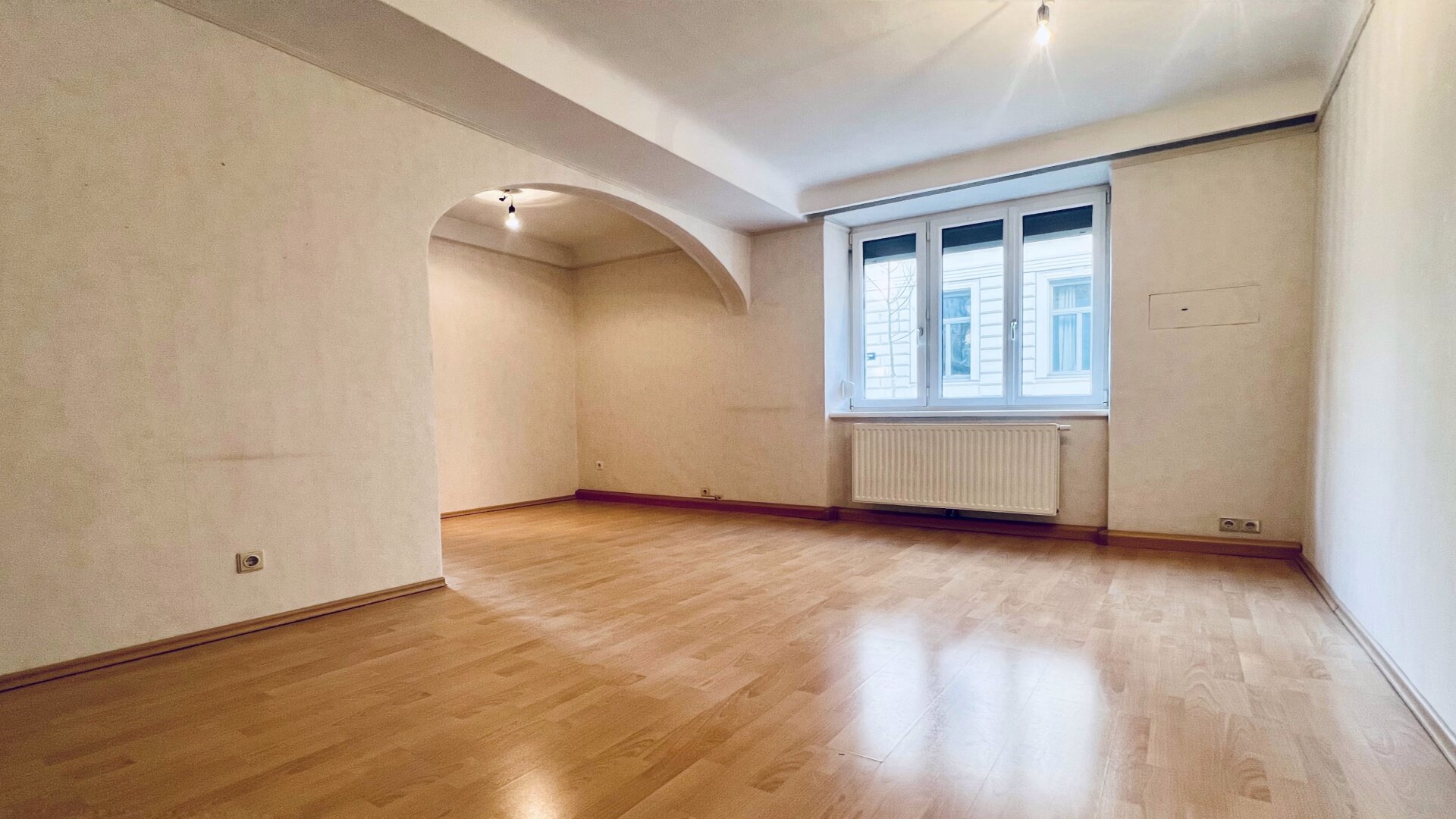 750m zur U2 - 900m zur U1 - Karmelitermarkt und Augarten vor der Tür - dein Projekt - Seitenstraße Ruhelage - Küche separat