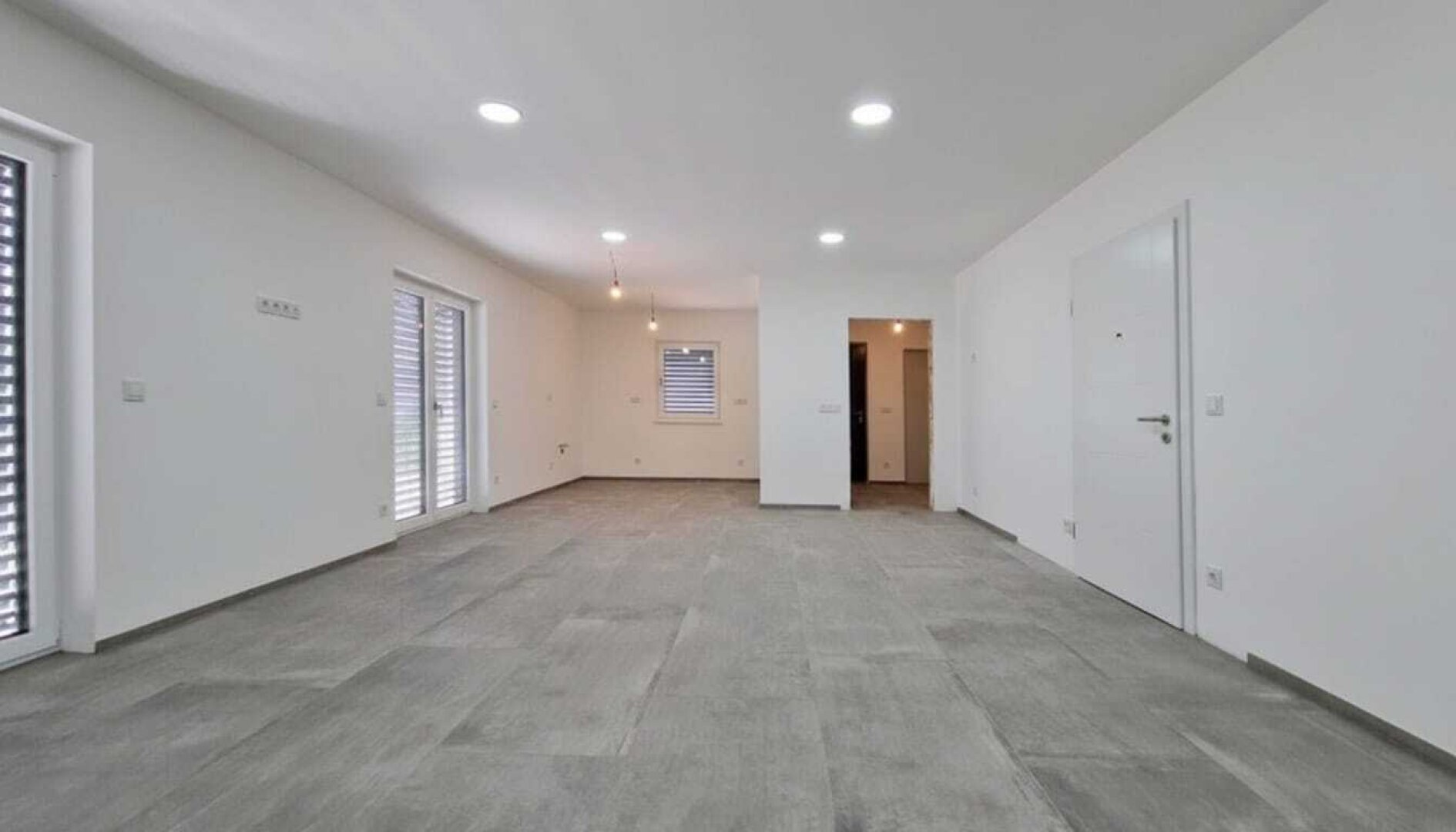 Am Lagerfeuer und lange Abende bei Kerzenschein im Garten mit Freunden! 131m2 Nutzfläche + Garage, Belagsfertig