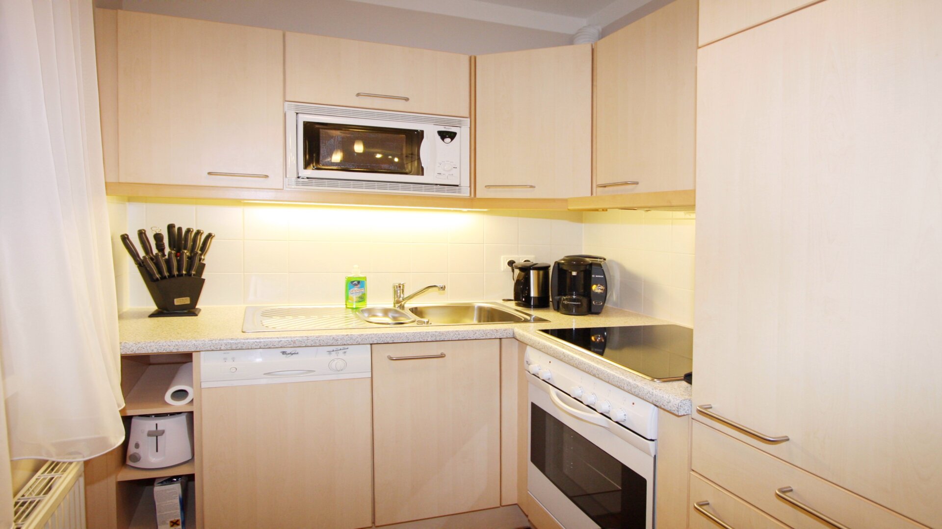 Ruhelage – 6 Min zur U4 – Top Infrastruktur – Anleger & Eigennutzer – Tiefgaragen Stellplatz