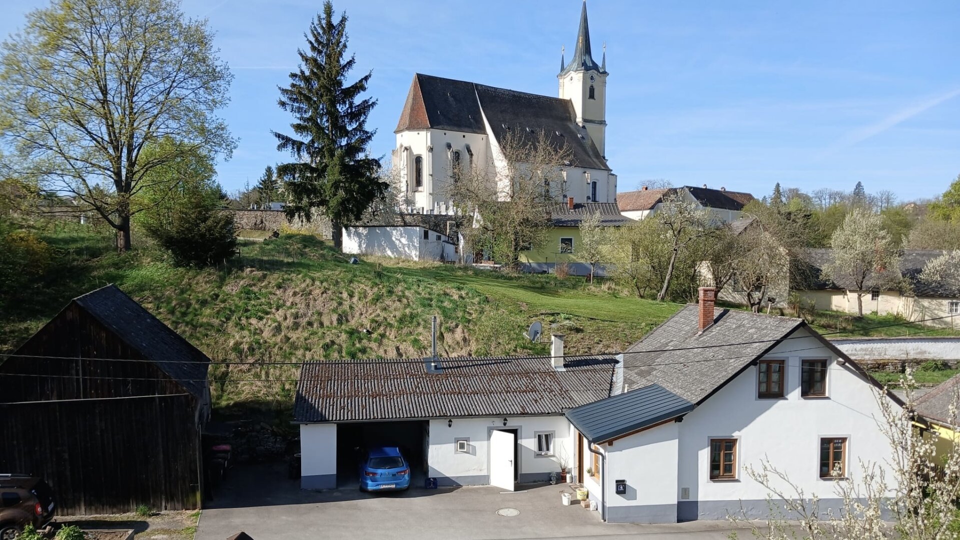 super süsses Haus ca.120m² plus Stadel in absoluter Ruhelage mit Infrastruktur