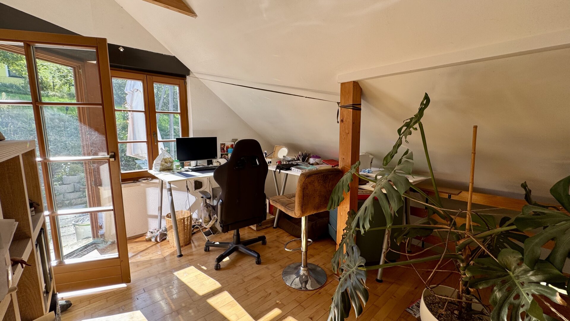 super süsses Haus ca.120m² plus Stadel in absoluter Ruhelage mit Infrastruktur