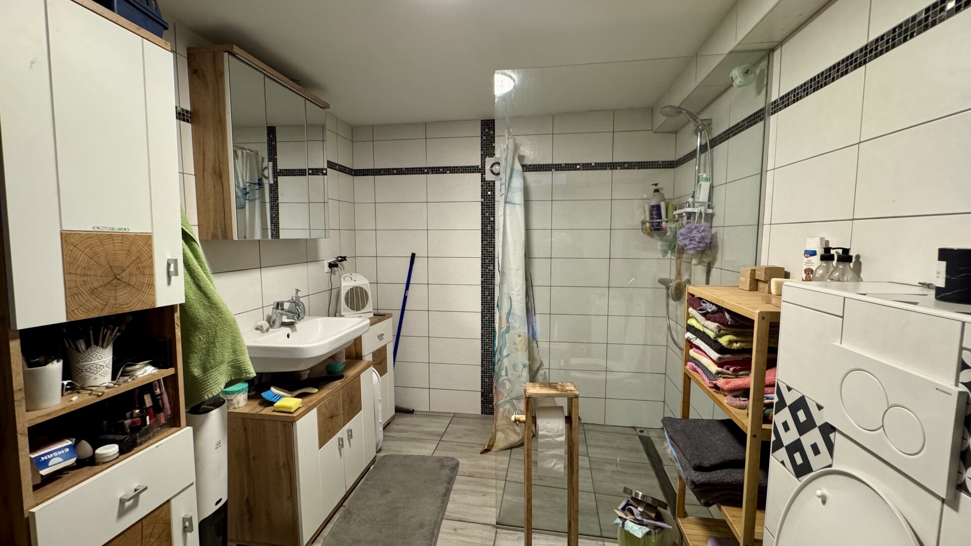 super süsses Haus ca.120m² plus Stadel in absoluter Ruhelage mit Infrastruktur