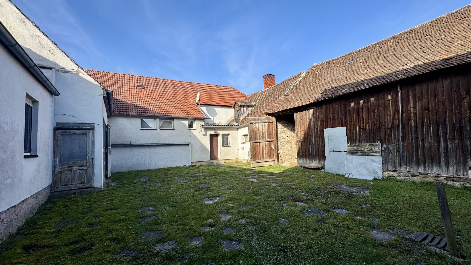 bezugsfertiges Haus mit viel Platz - zum Schnäppchenpreis