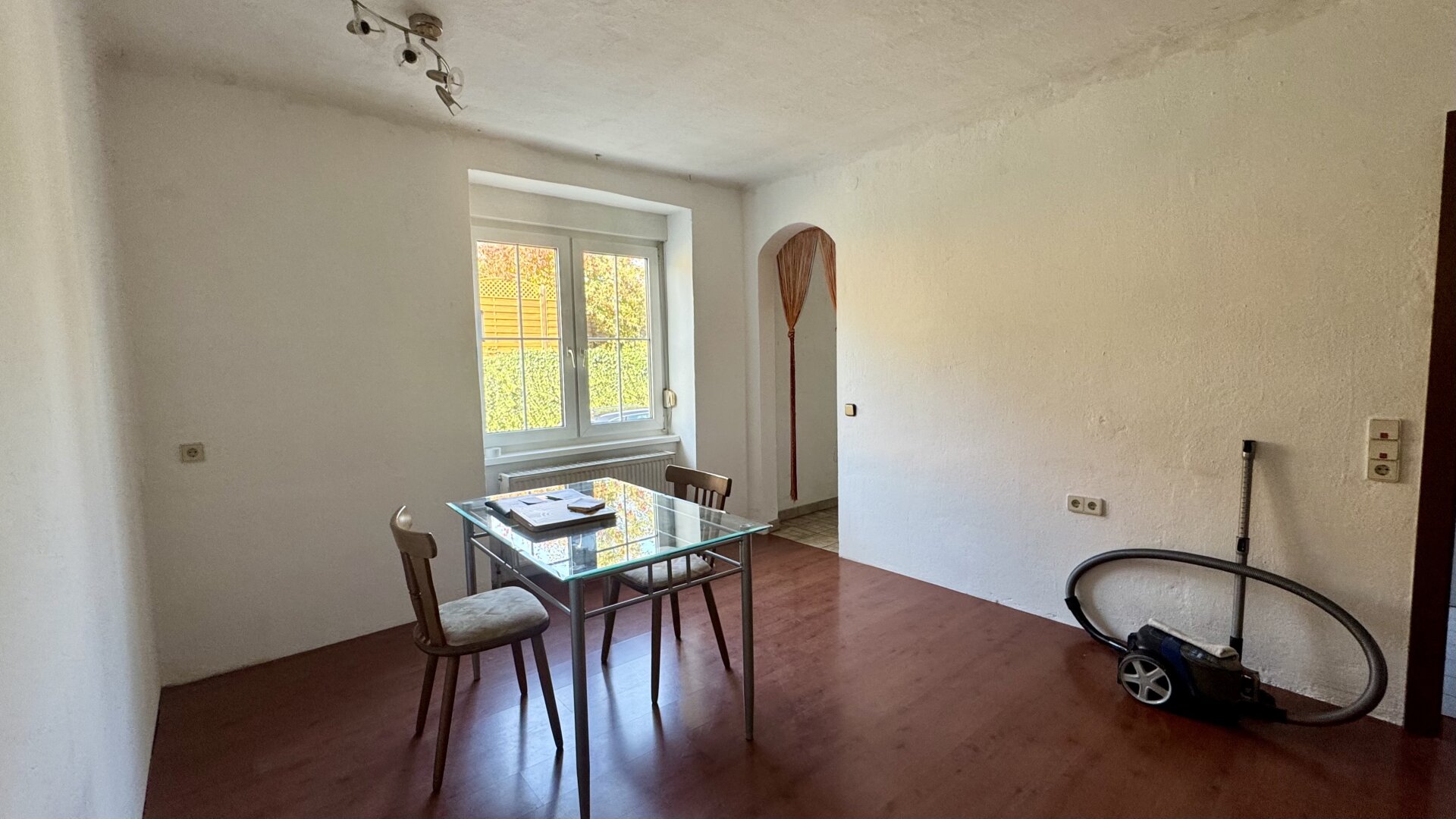 bezugsfertiges Haus mit viel Platz - zum Schnäppchenpreis