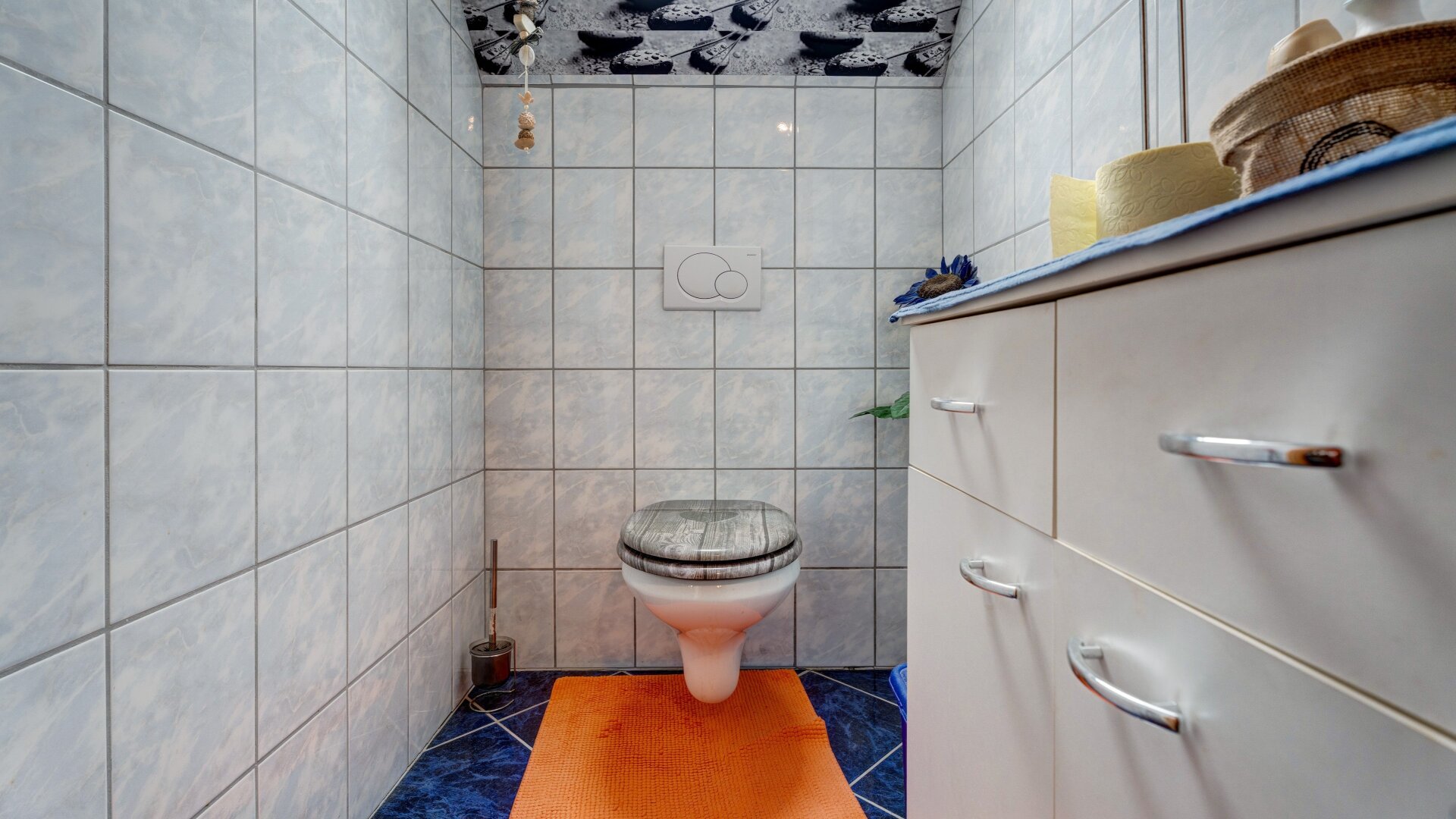 Ihr neues Zuhause: Stilvolles Einfamilienhaus mit Pool in ruhiger Lage