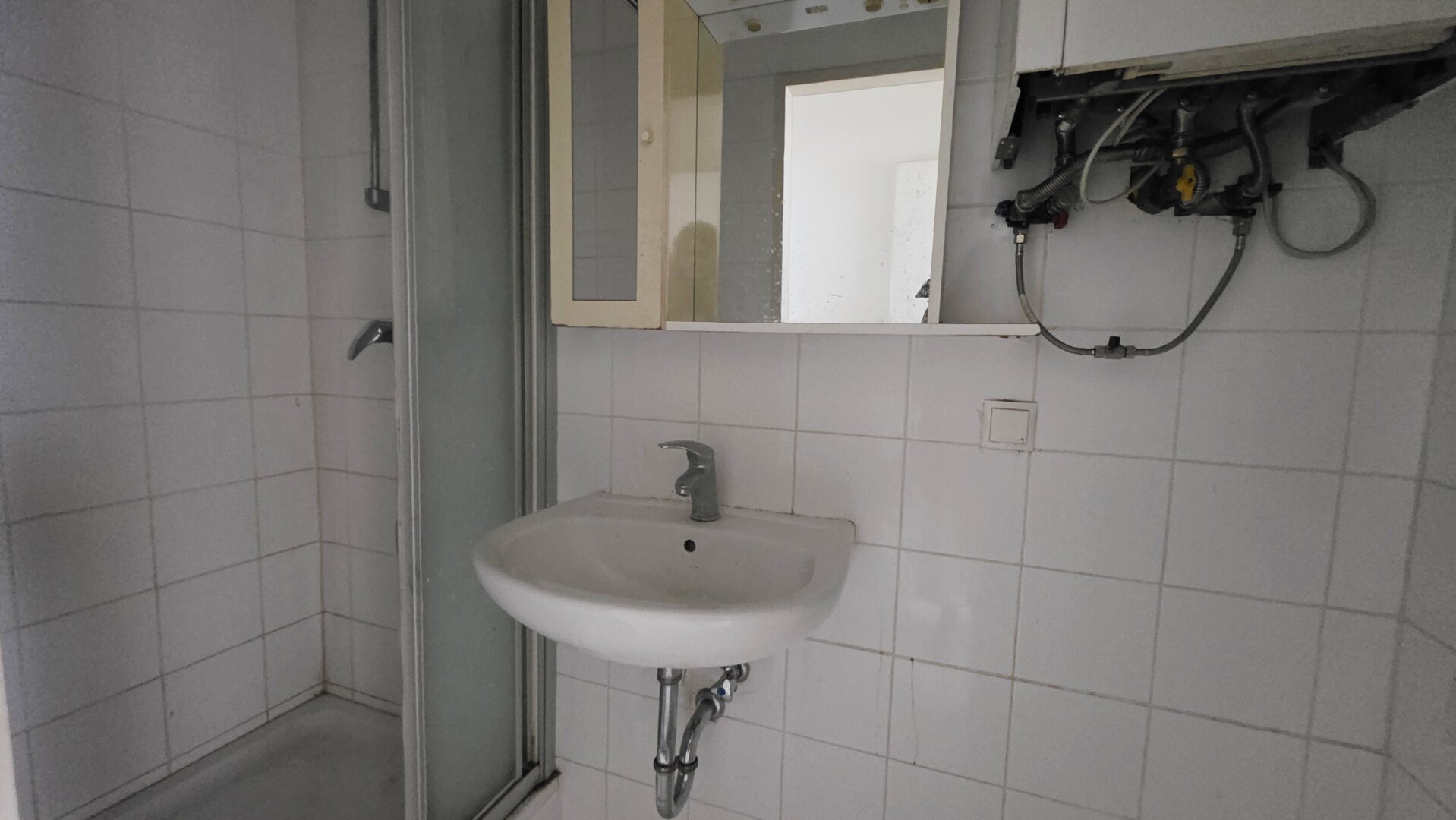 550m zur U1 - Starterwohnung im Erdgeschoß Gründerzeithaus - Kurzzeitvermietung erlaubt
