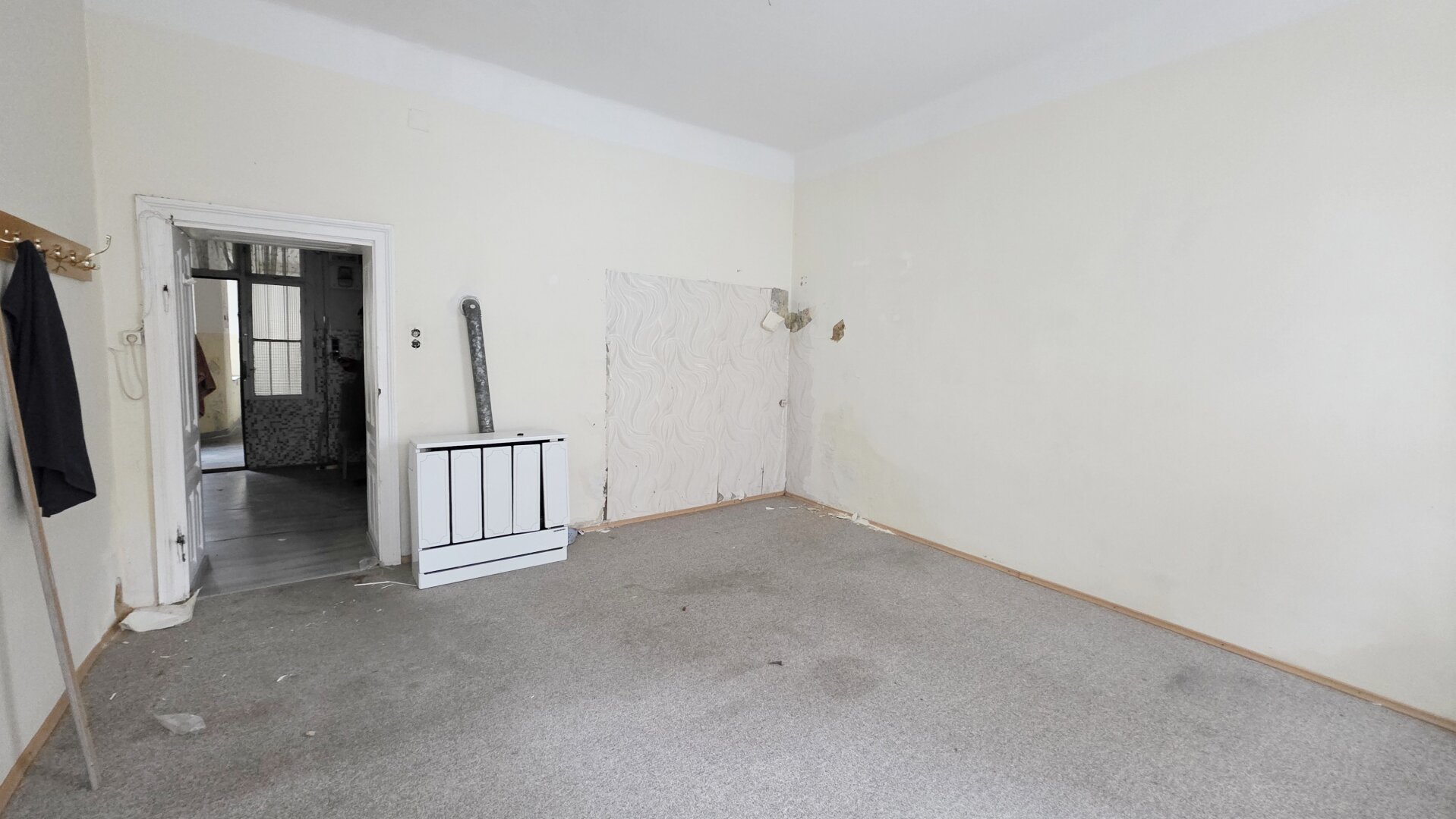 JETZT HABEN SIE DIE GELEGENHEIT IHREN TRAUM ZU VERWIRKLICHEN! 1 Zimmer Starterwohnung im EG