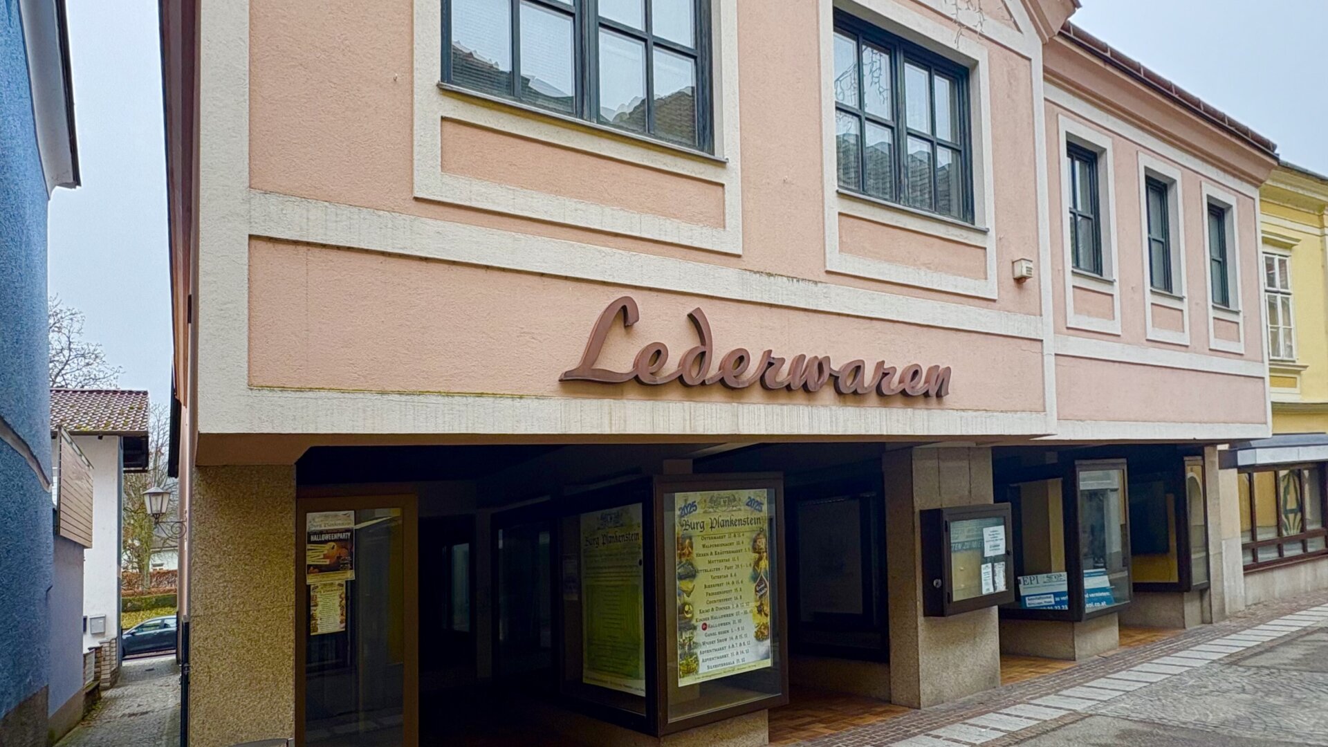 Investieren in die Zukunft – Mehrparteienhaus in toller Lage - mit großem Geschäftslokal!