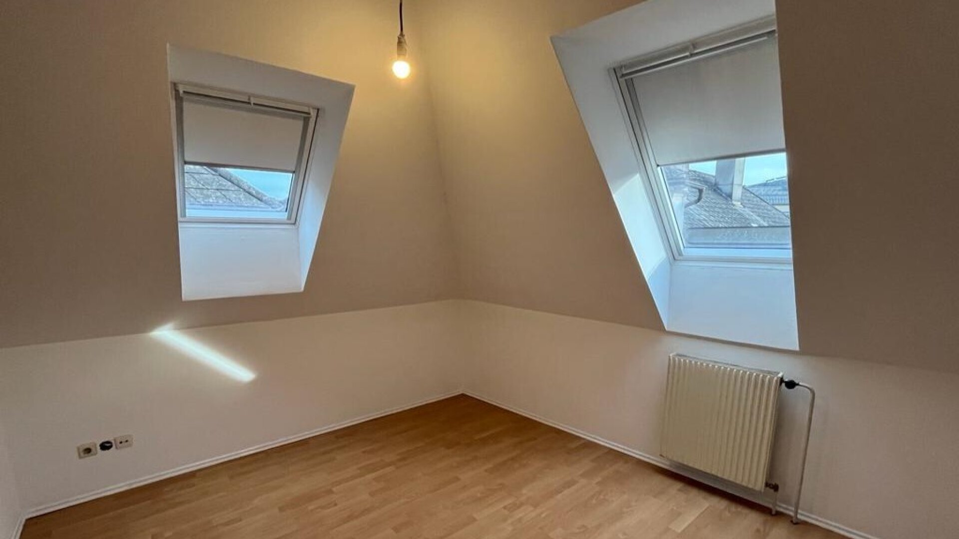Investieren in die Zukunft – Mehrparteienhaus in toller Lage - mit großem Geschäftslokal!