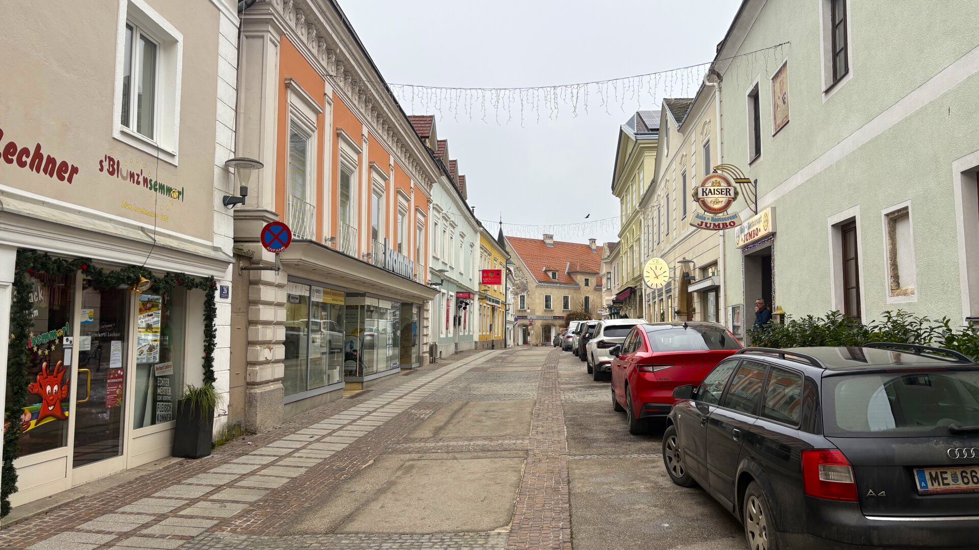 Investieren in die Zukunft – Mehrparteienhaus in toller Lage - mit großem Geschäftslokal!