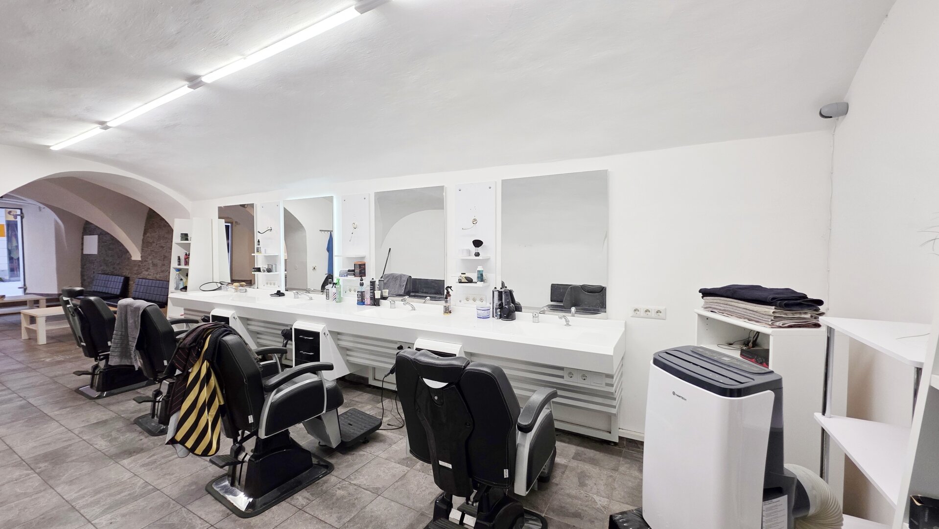 Friseurlokal Mitten in Krems