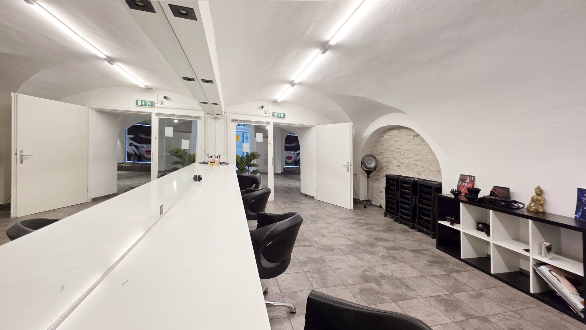 Friseurlokal Mitten in Krems